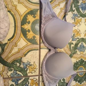 Wacoal bra 36B